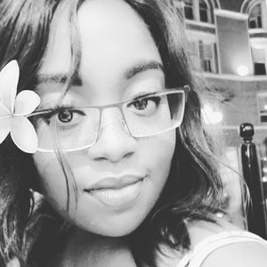 Meet your Posher, Edlana